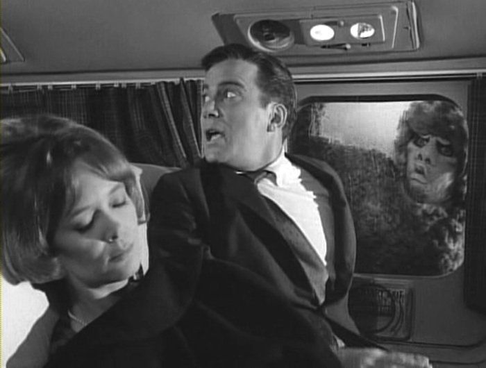 shatner-twilight-zone-airplane